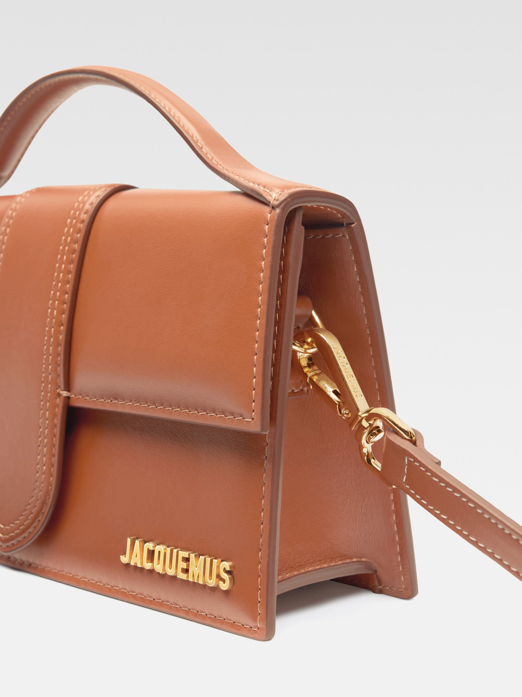 JACQUEMUS Grand Bambino cammello
