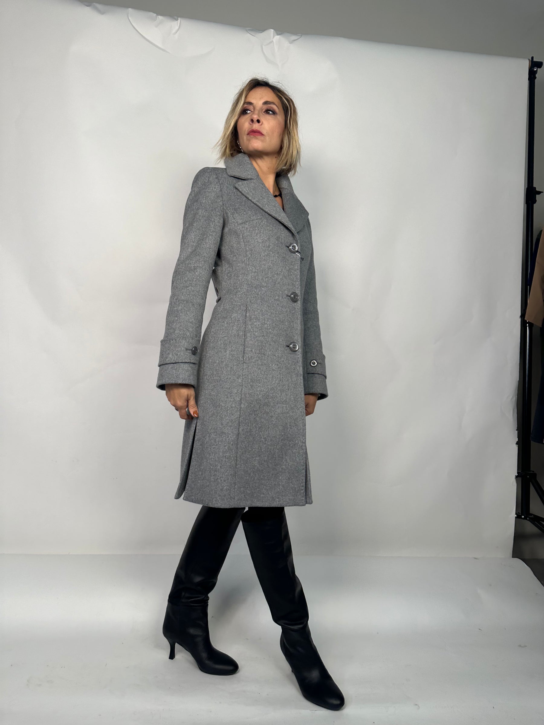 LORO PIANA Cappotto grigio con spacchetti