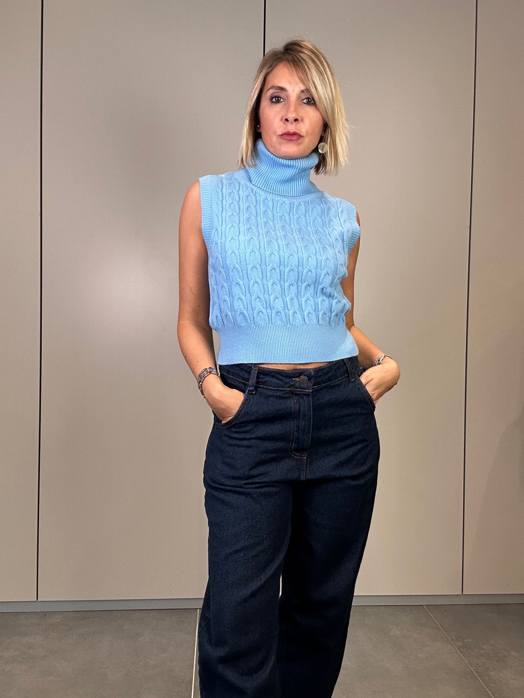 Maglioncino treccia smanicato-vari colori
