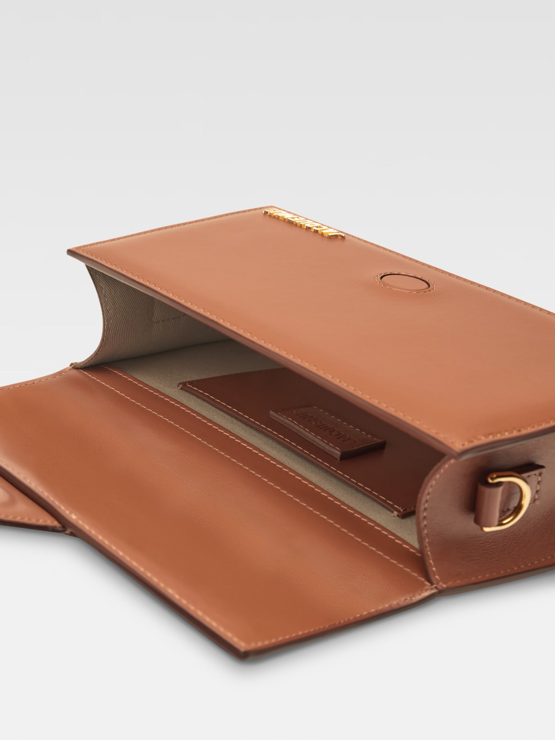 JACQUEMUS Grand Bambino cammello