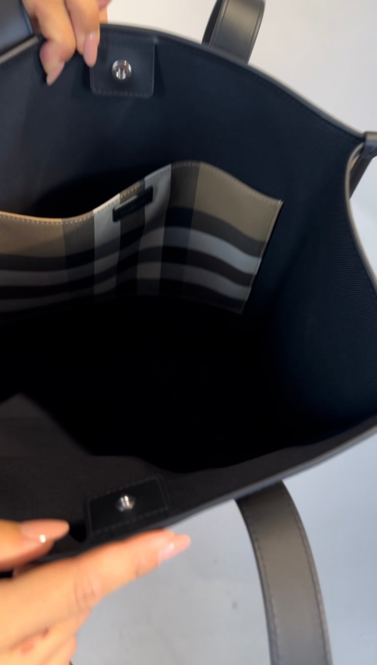 BURBERRY Shopper grande verticale