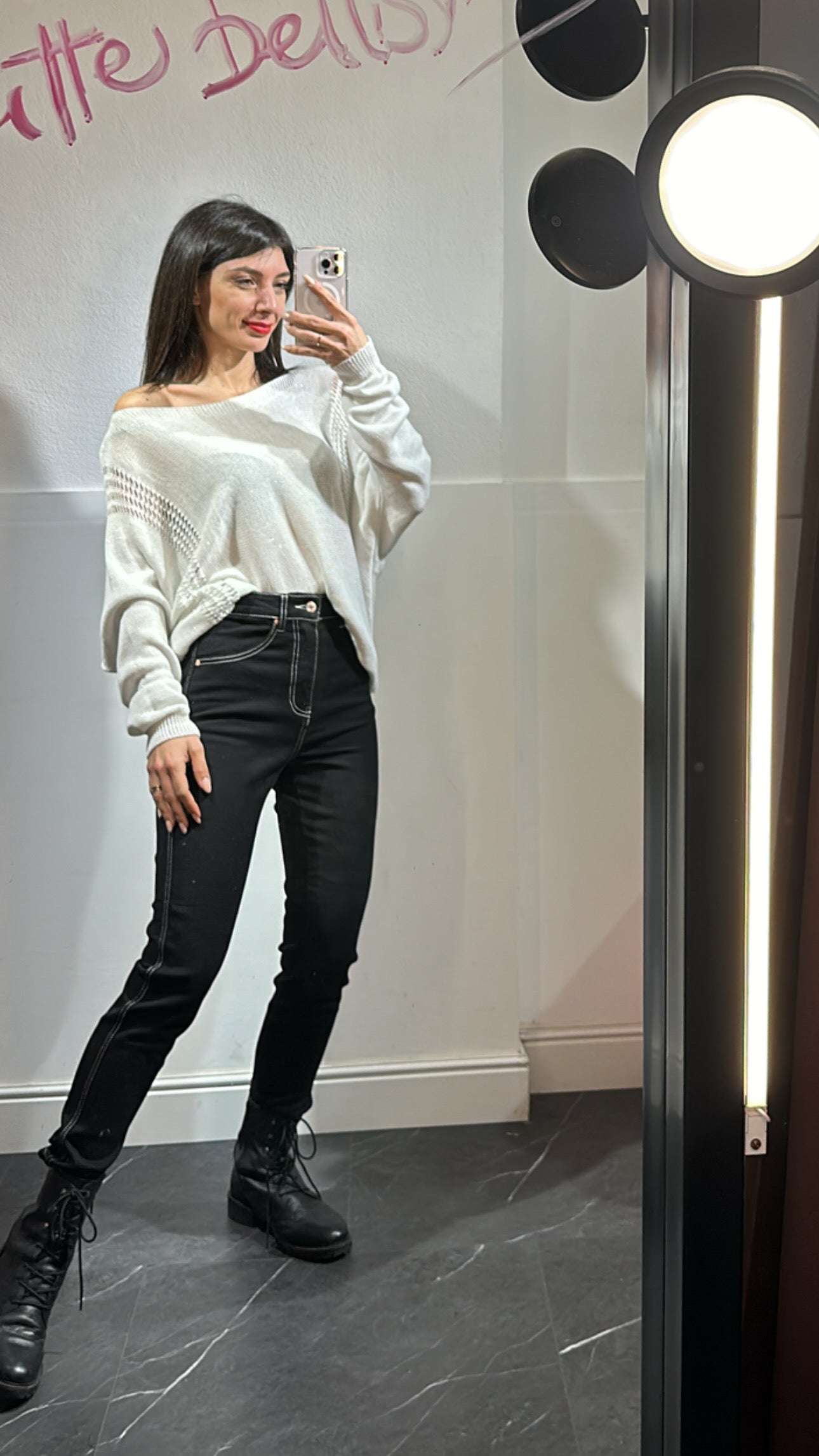 jeans neri cuciture bianche