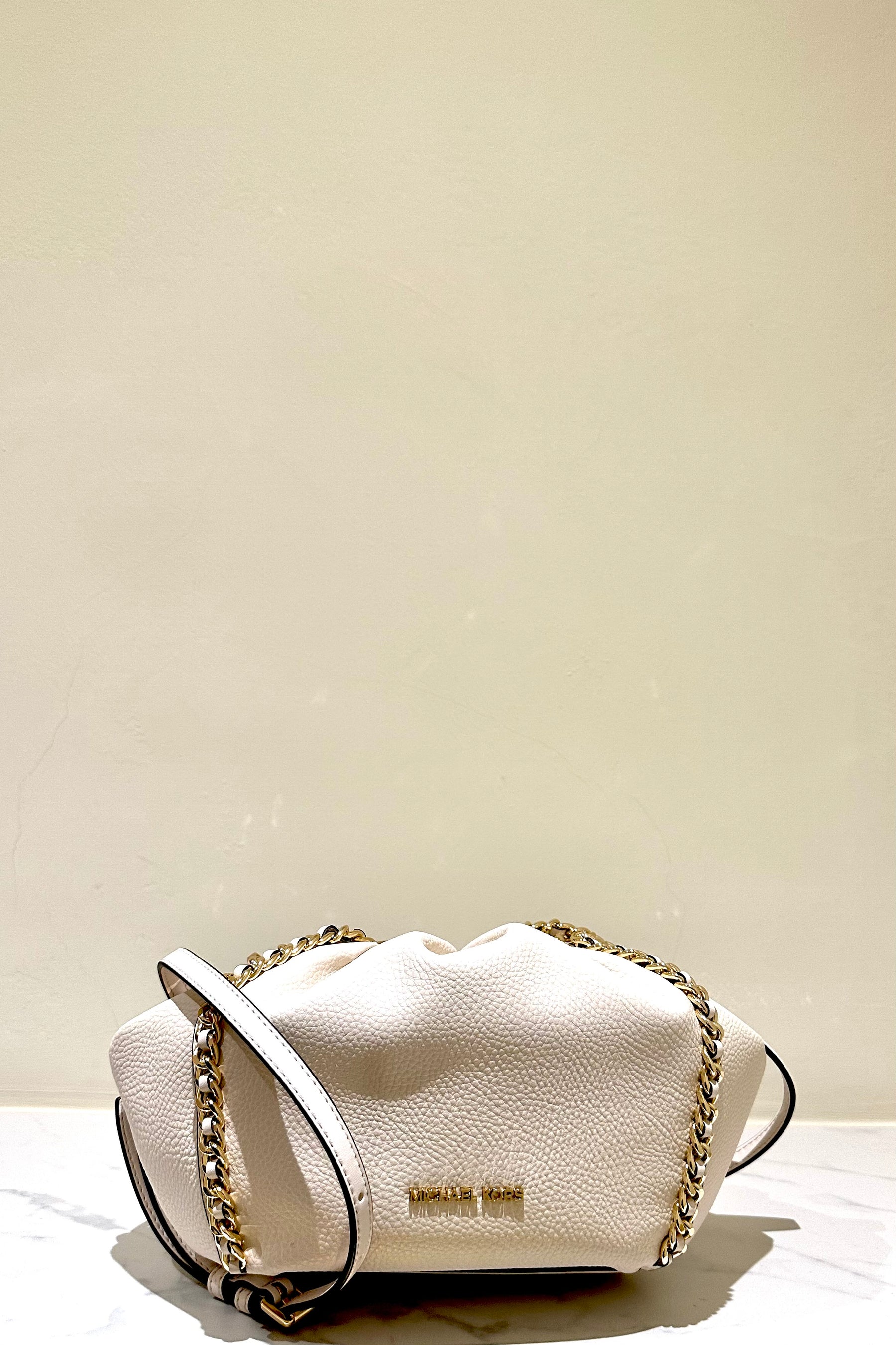 MICHAEL KORS Borsa chic crema con tracolla