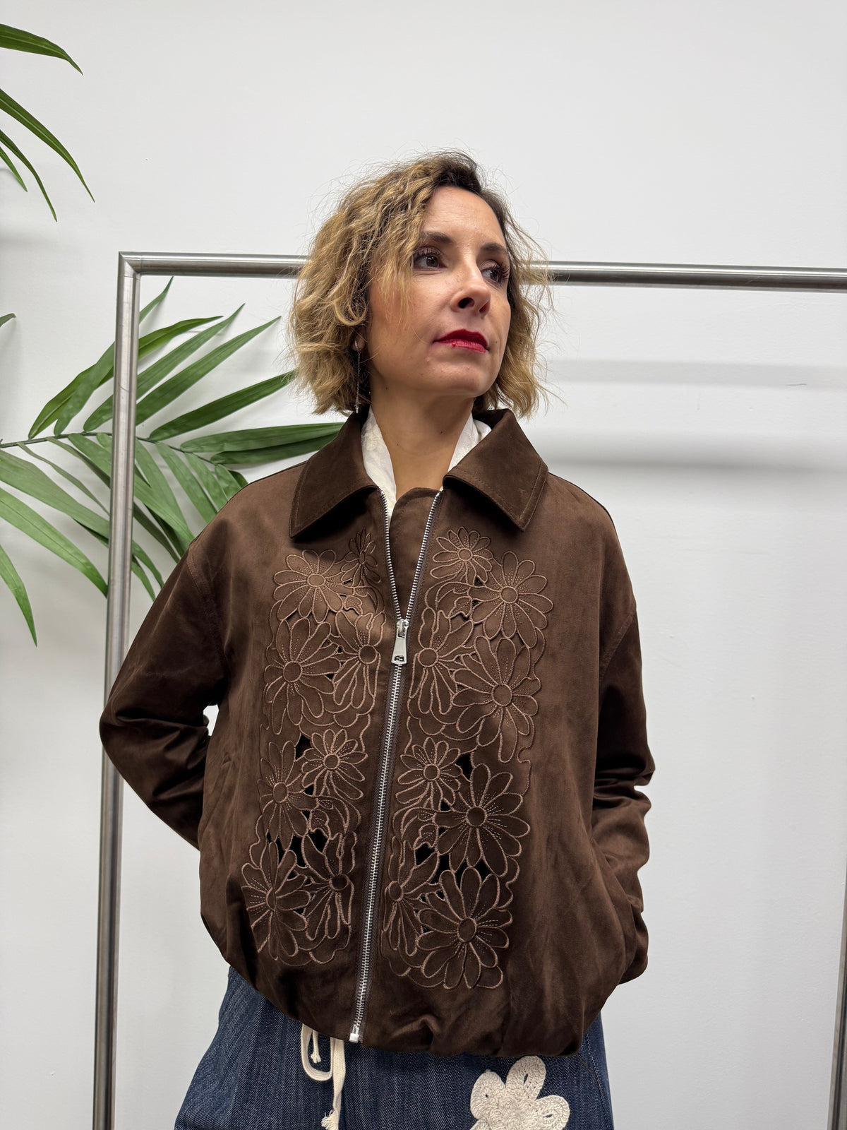 Giacca bomber ricami floreali traforati