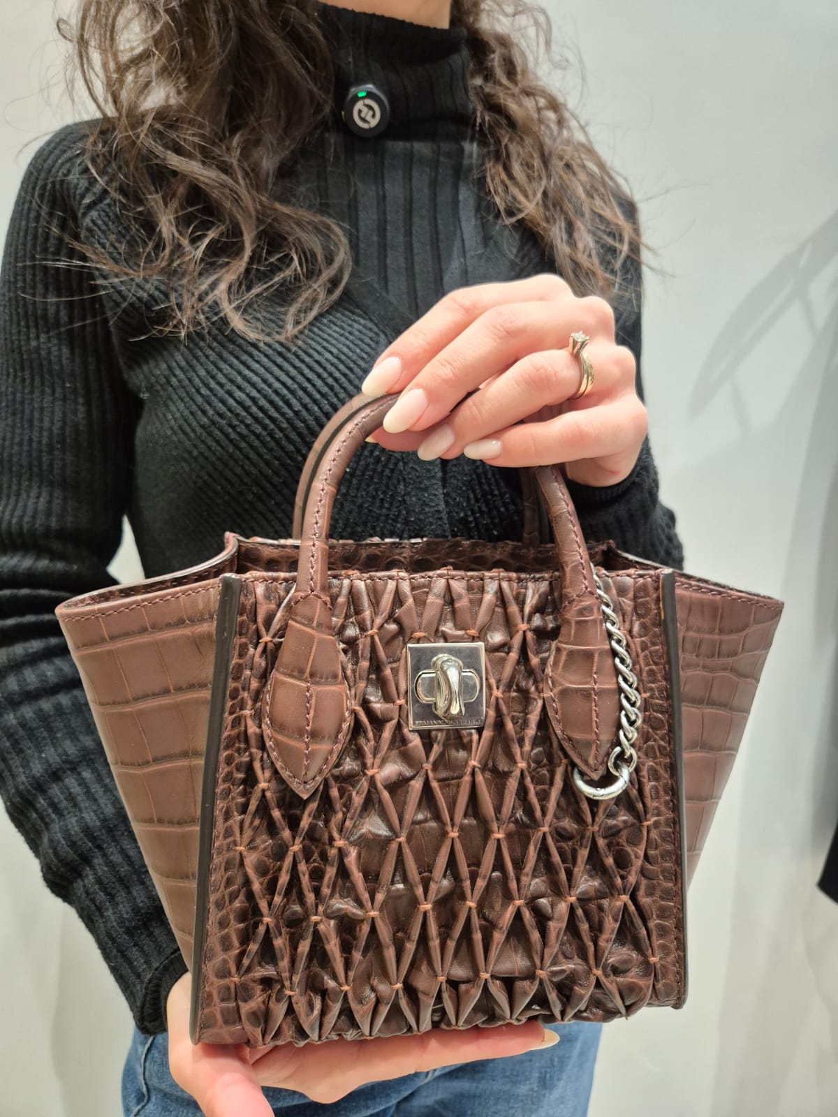 ERMANNO SCERVINO Borsa a tracolla goffrata caffè