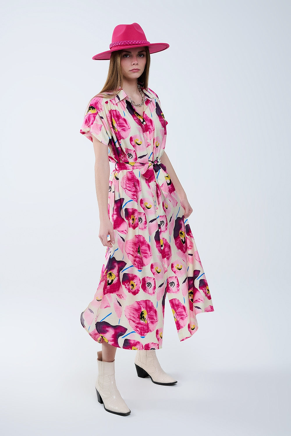 Q2 Abito camicia con stampa floreale e bottoni in fucsia