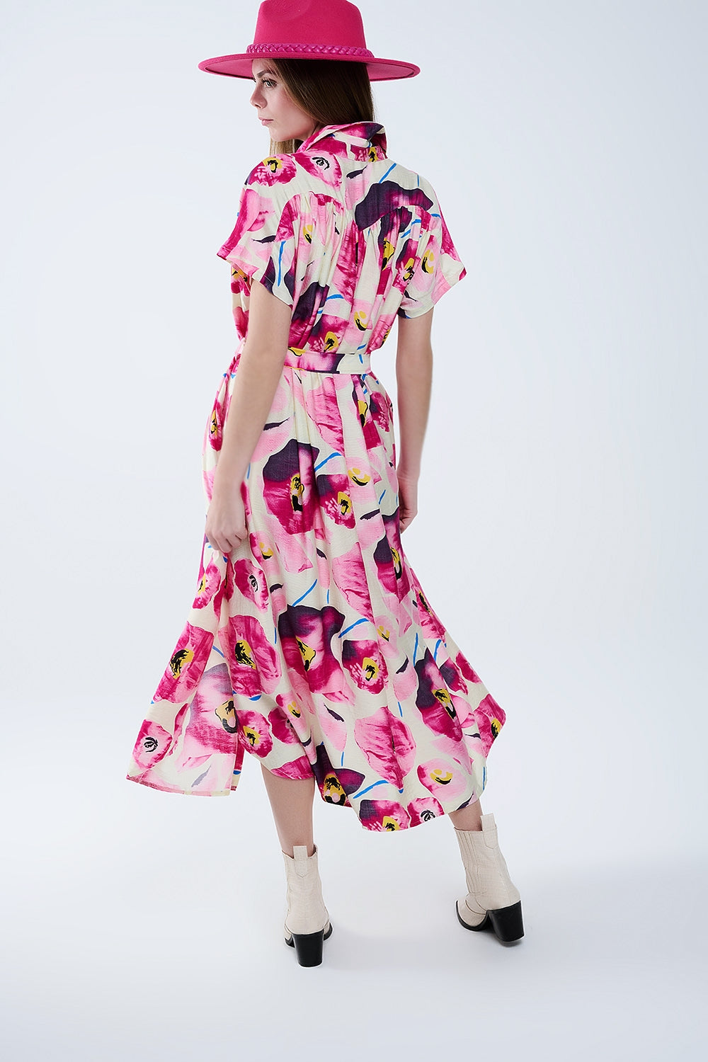 Abito camicia con stampa floreale e bottoni in fucsia