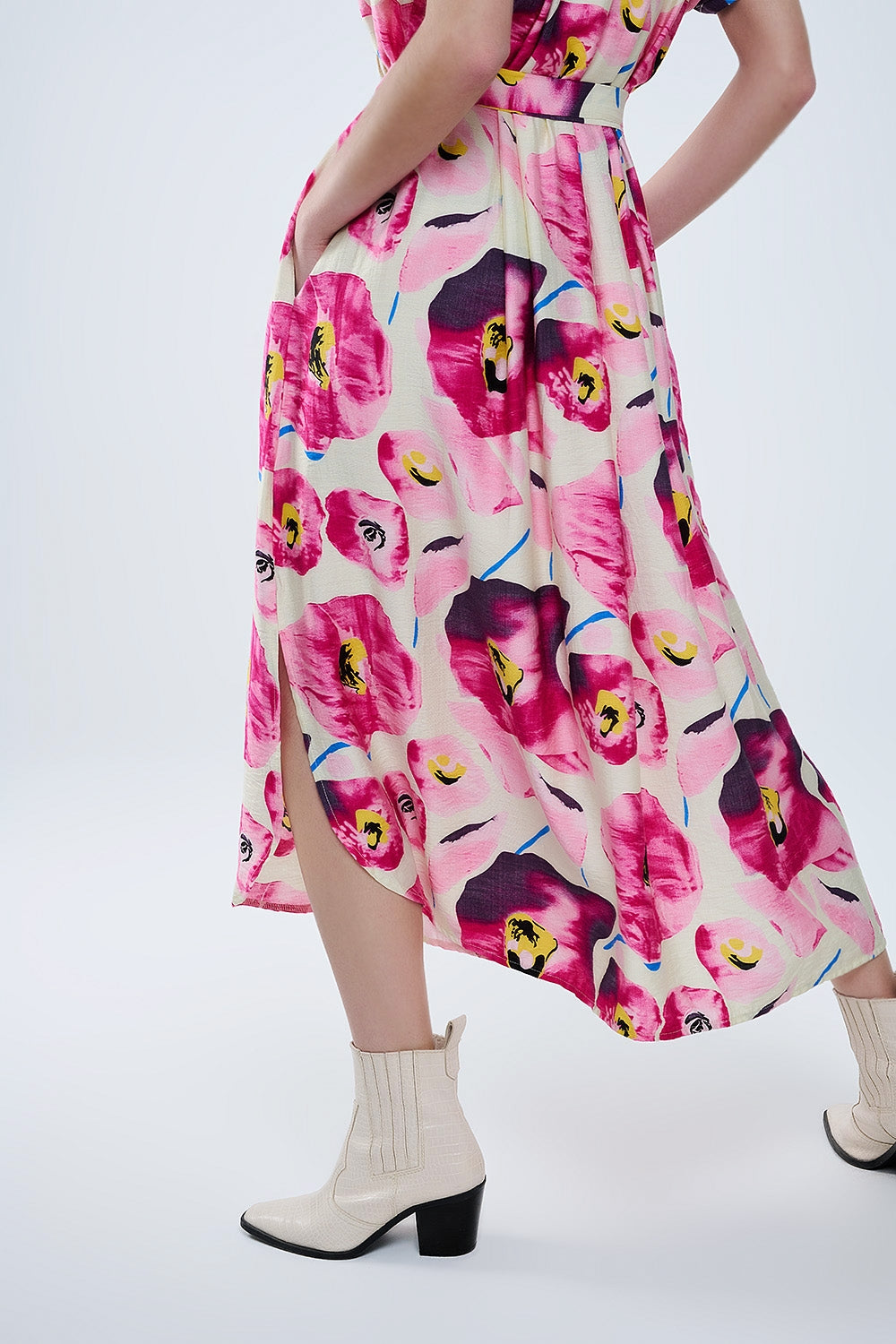 Abito camicia con stampa floreale e bottoni in fucsia