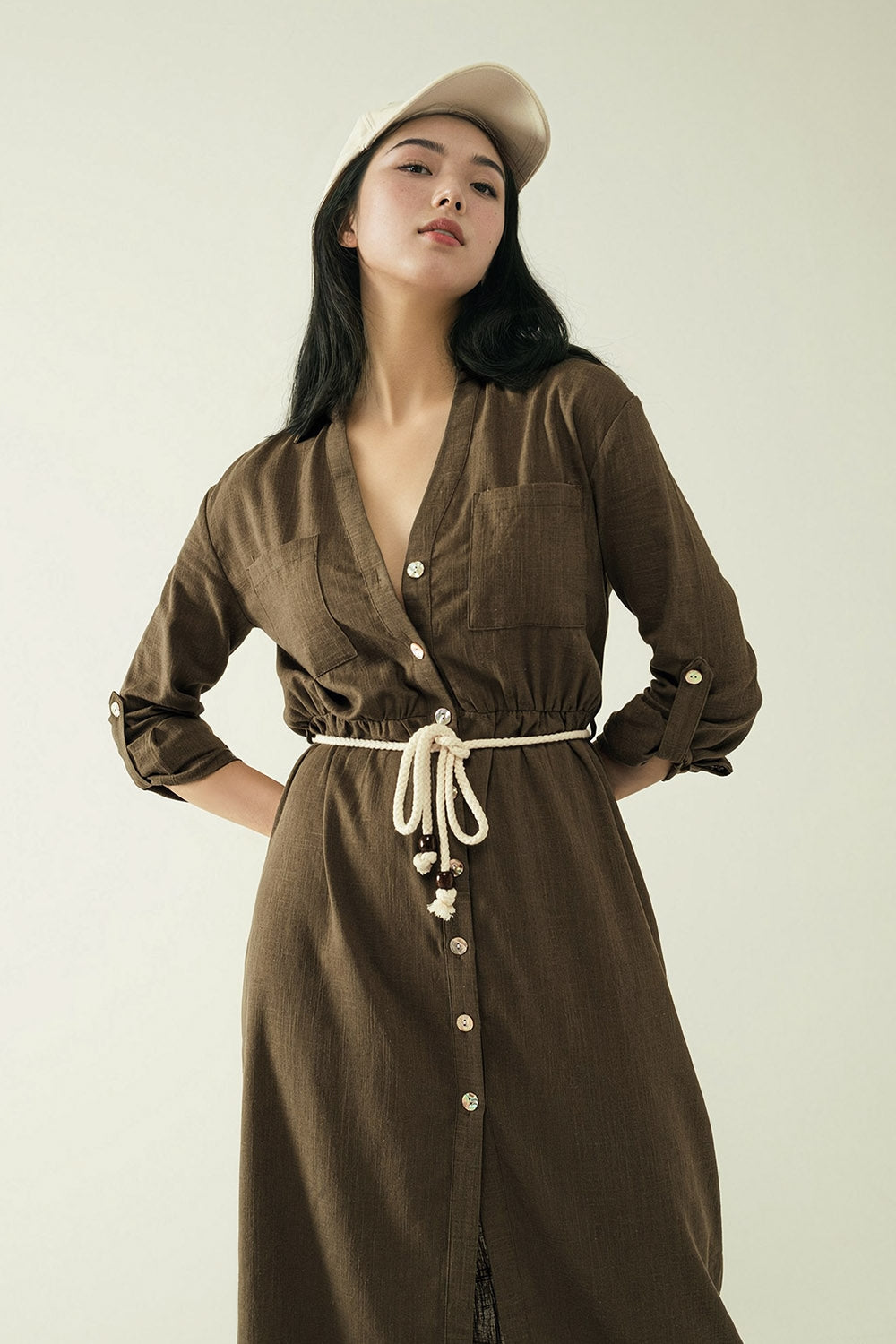 Abito camicia Khaki a maniche lunghe con chiusura a bottoni