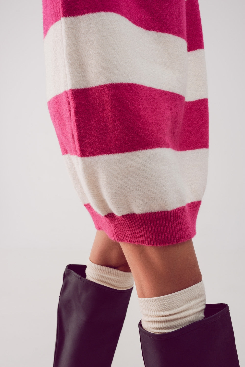 Abito in maglia a righe crema e fucsia