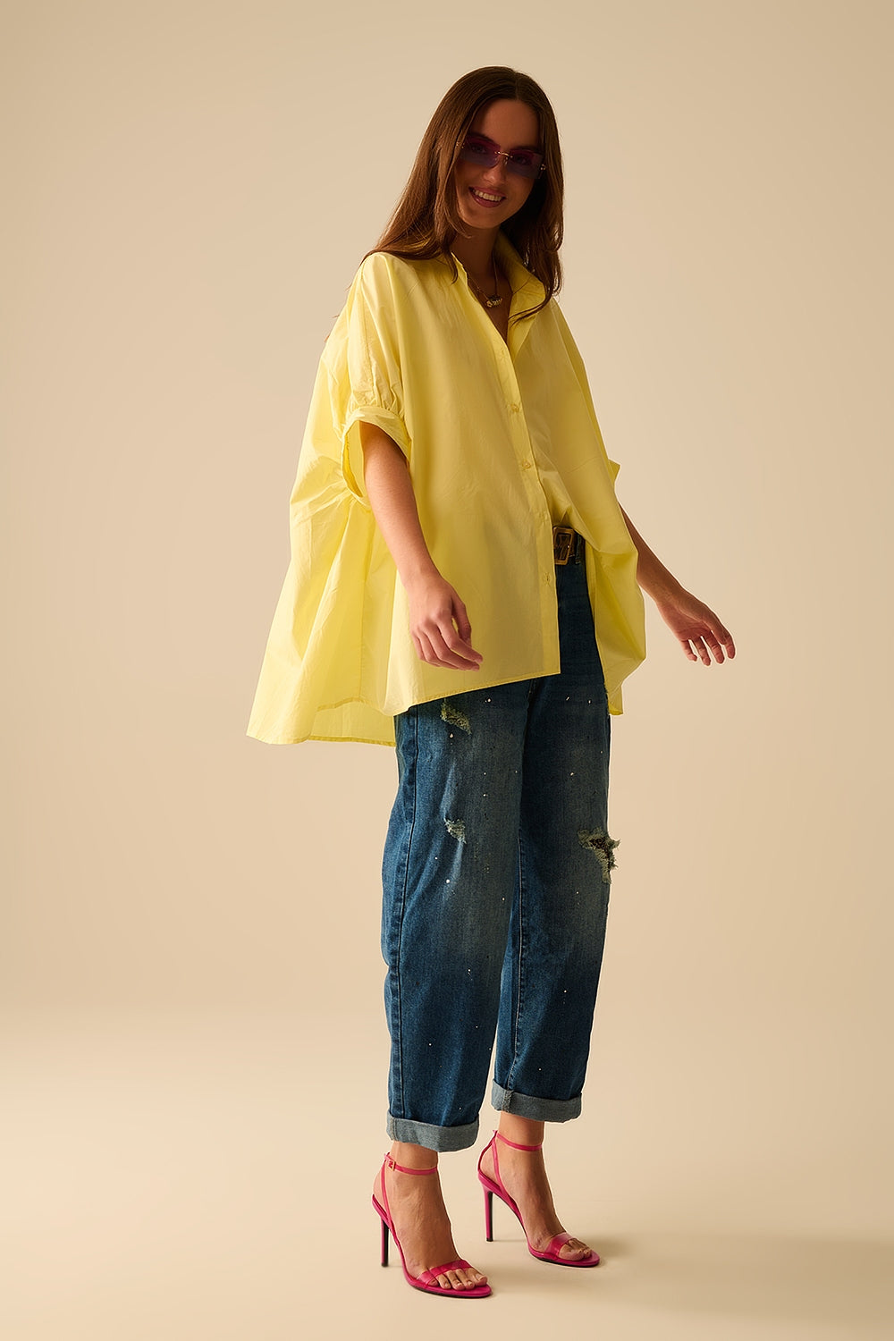 Blusa gialla oversize con manica corta