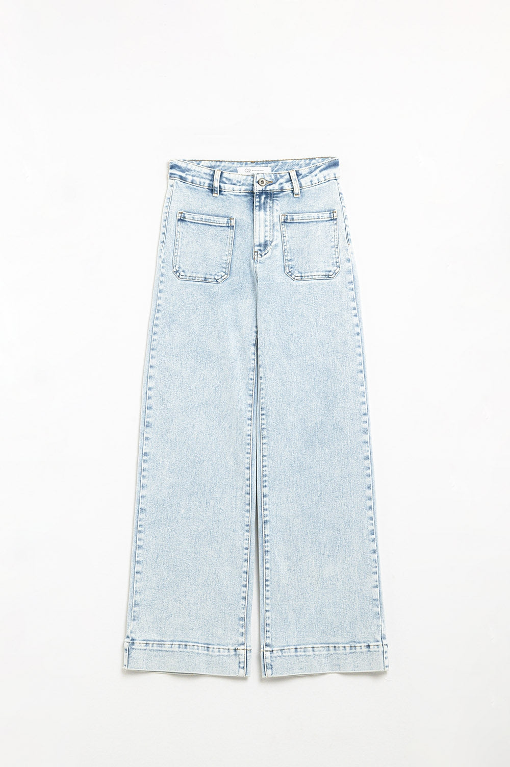 Jeans dal lavaggio chiaro con gamba larga e tasche