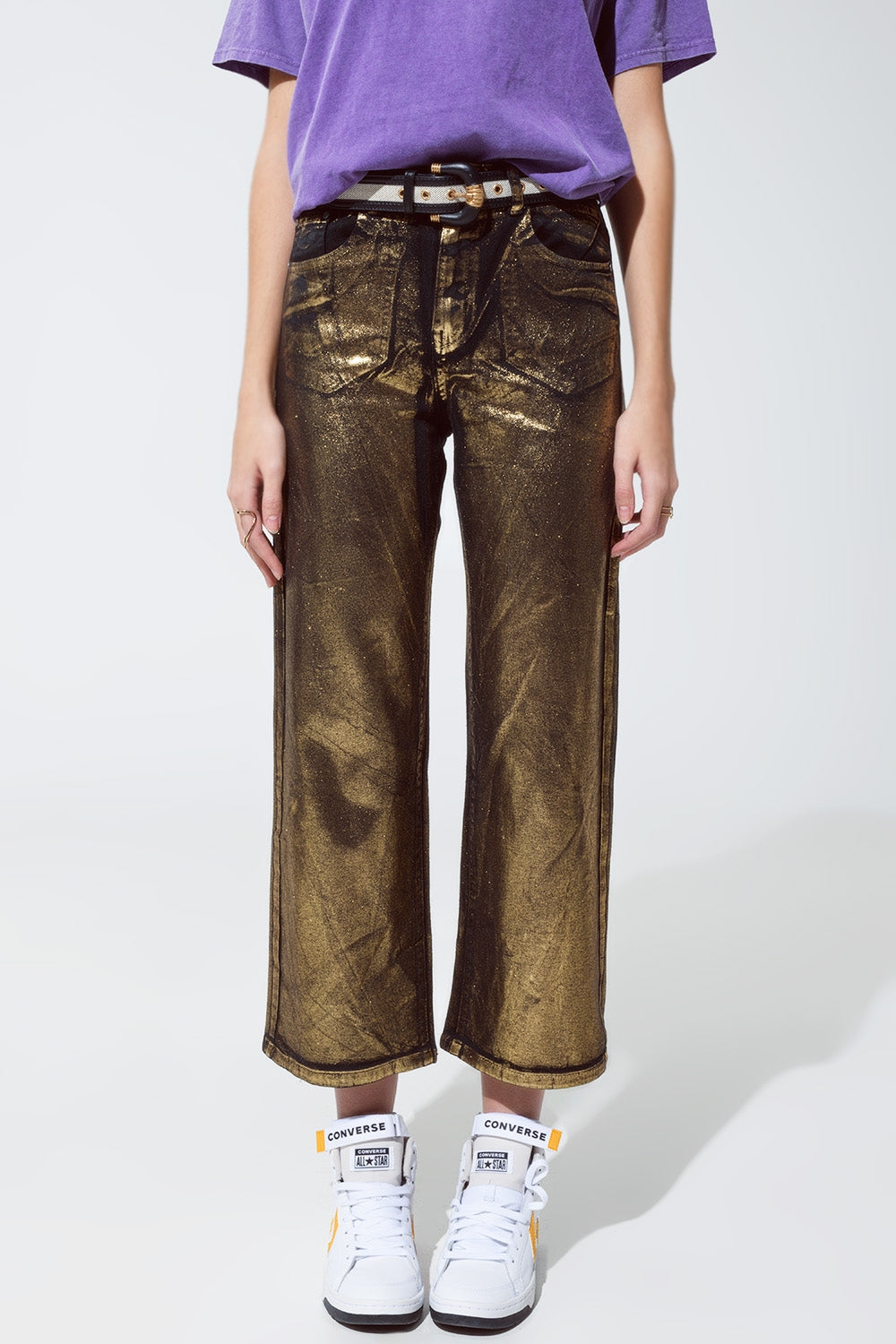 Q2 Jeans neri a gamba dritta con riflessi metallici dorati