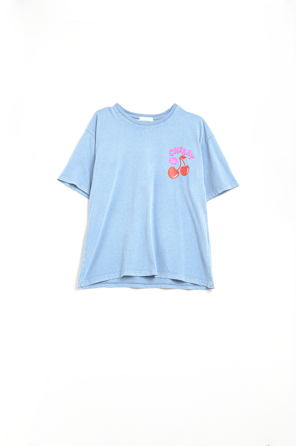 Q2 Maglietta blu con ciliegia nel logo e lettere