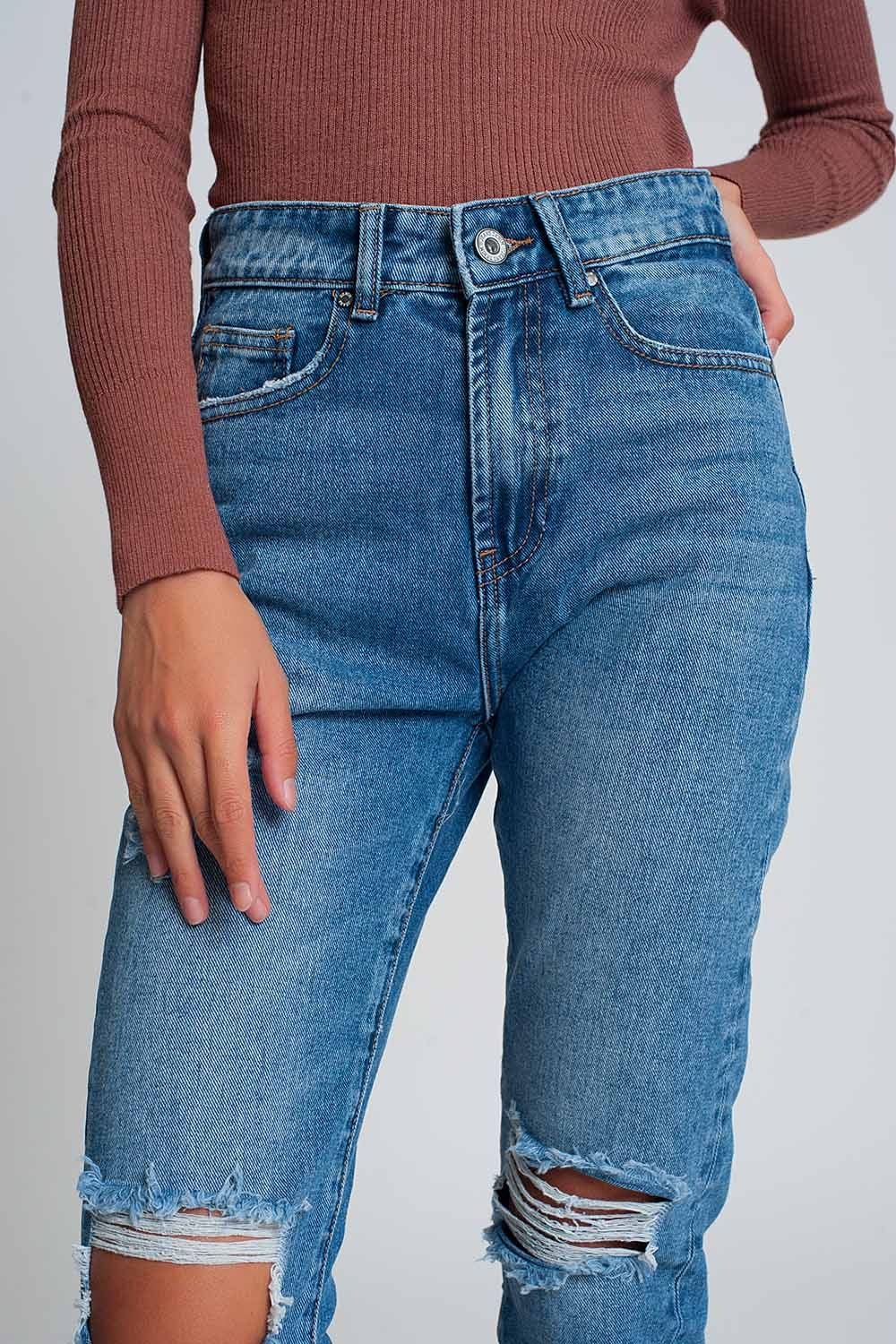 Q2 Mom jeans a vita alta con ginocchia strappate in blu lavaggio scuro