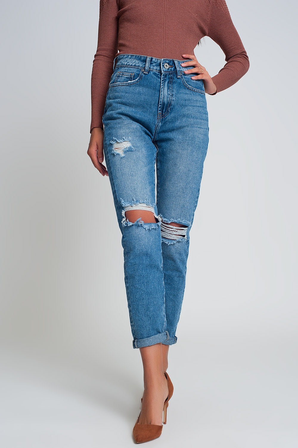 Mom jeans a vita alta con ginocchia strappate in blu lavaggio scuro