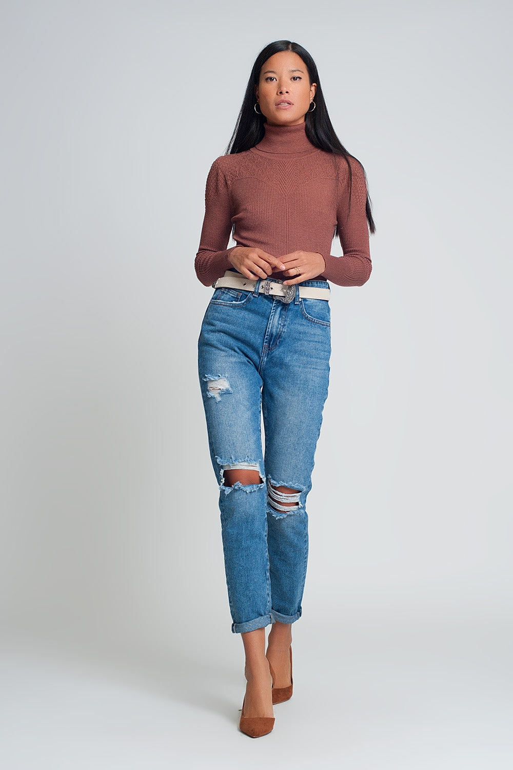 Mom jeans a vita alta con ginocchia strappate in blu lavaggio scuro