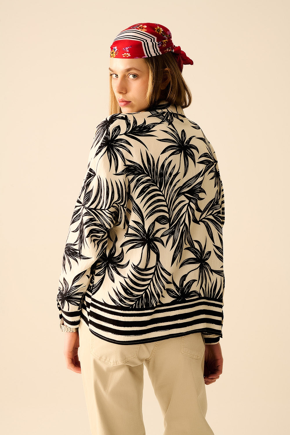 Motivo Tropicale Blusa Rilassata in Nero e Bianco