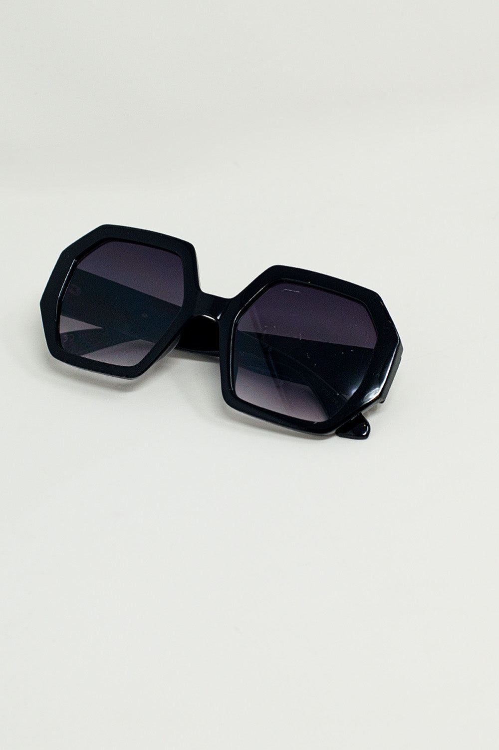 Occhiali da sole oversize esagonali vintage nera