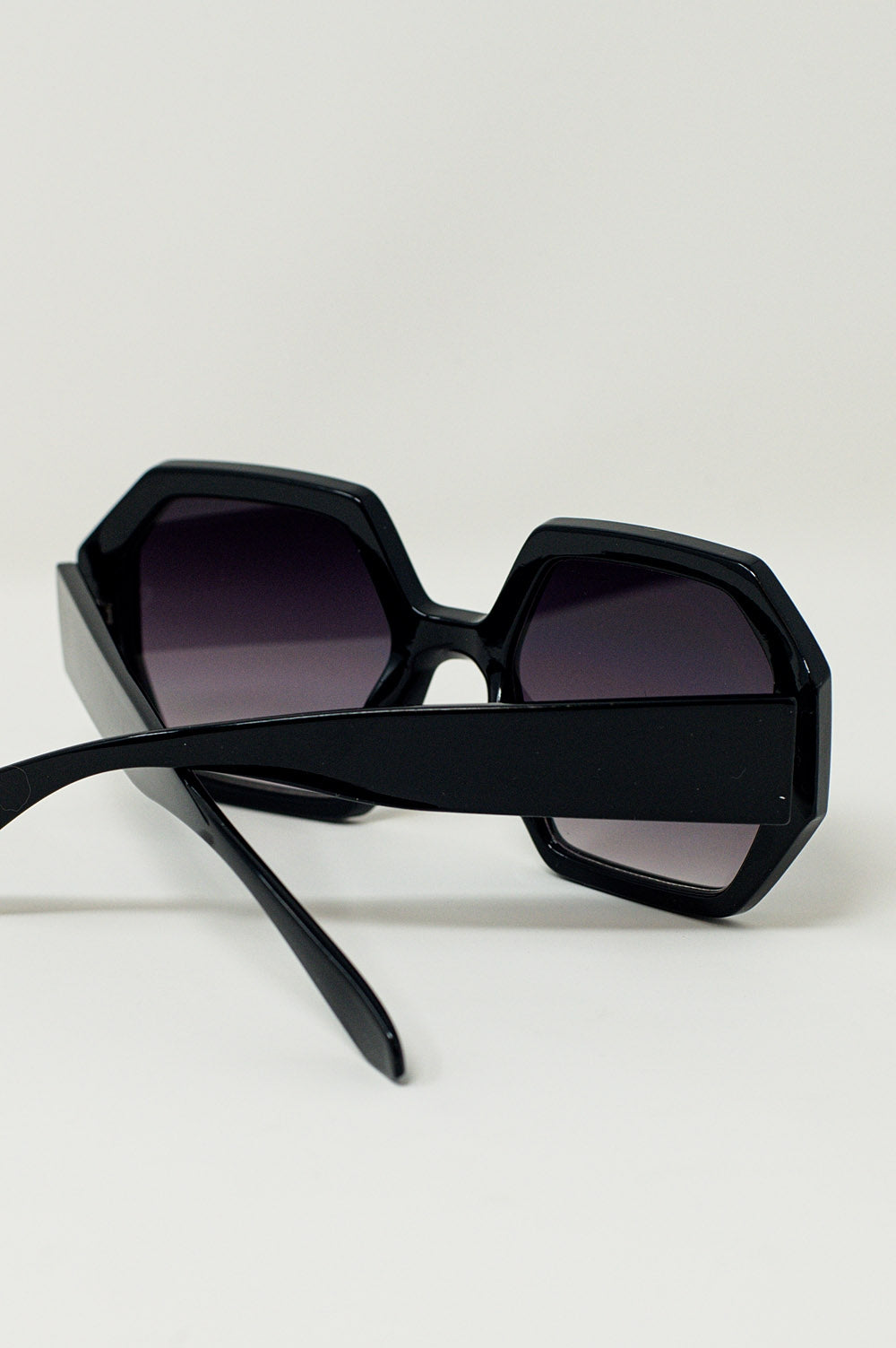 Occhiali da sole oversize esagonali vintage nera