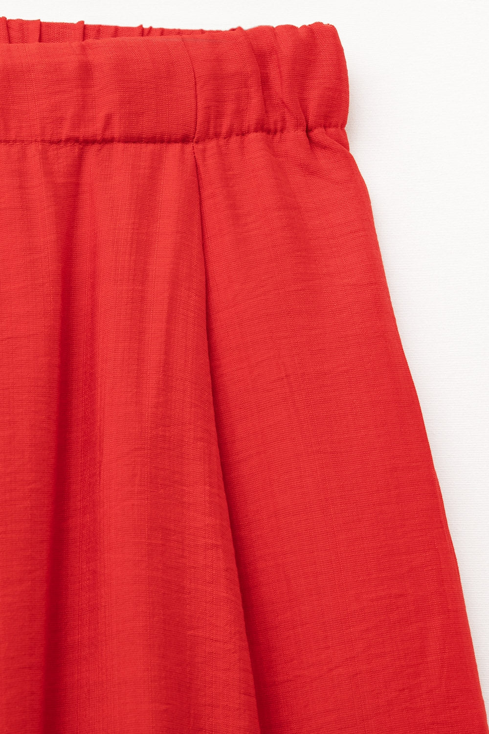 Pantaloni rossi a gamba larga in tessuto leggero di viscosa