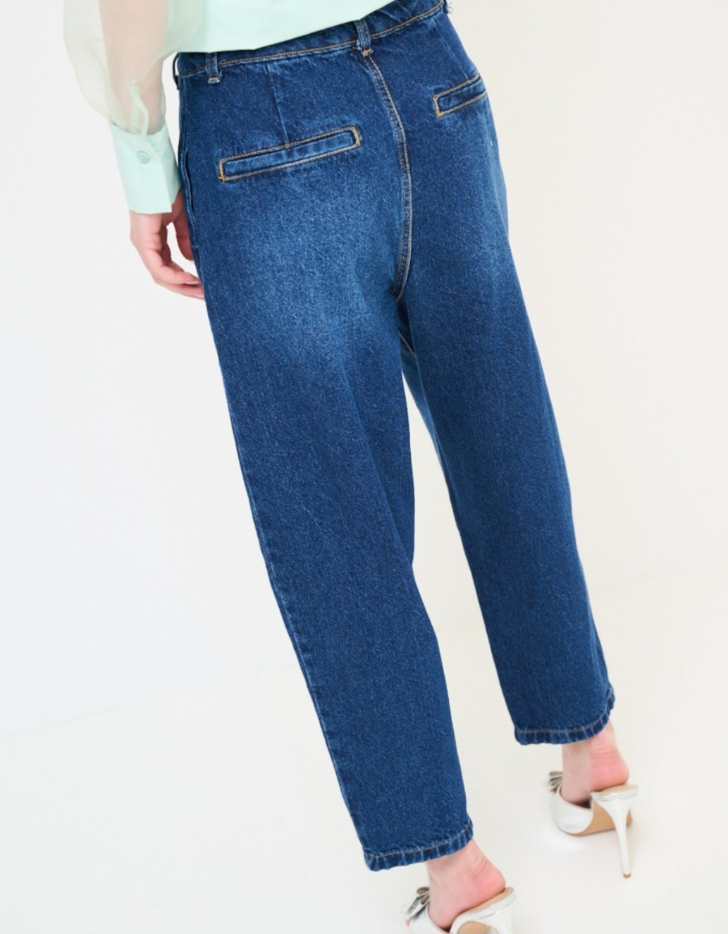 Jeans momfit chiusura laterale