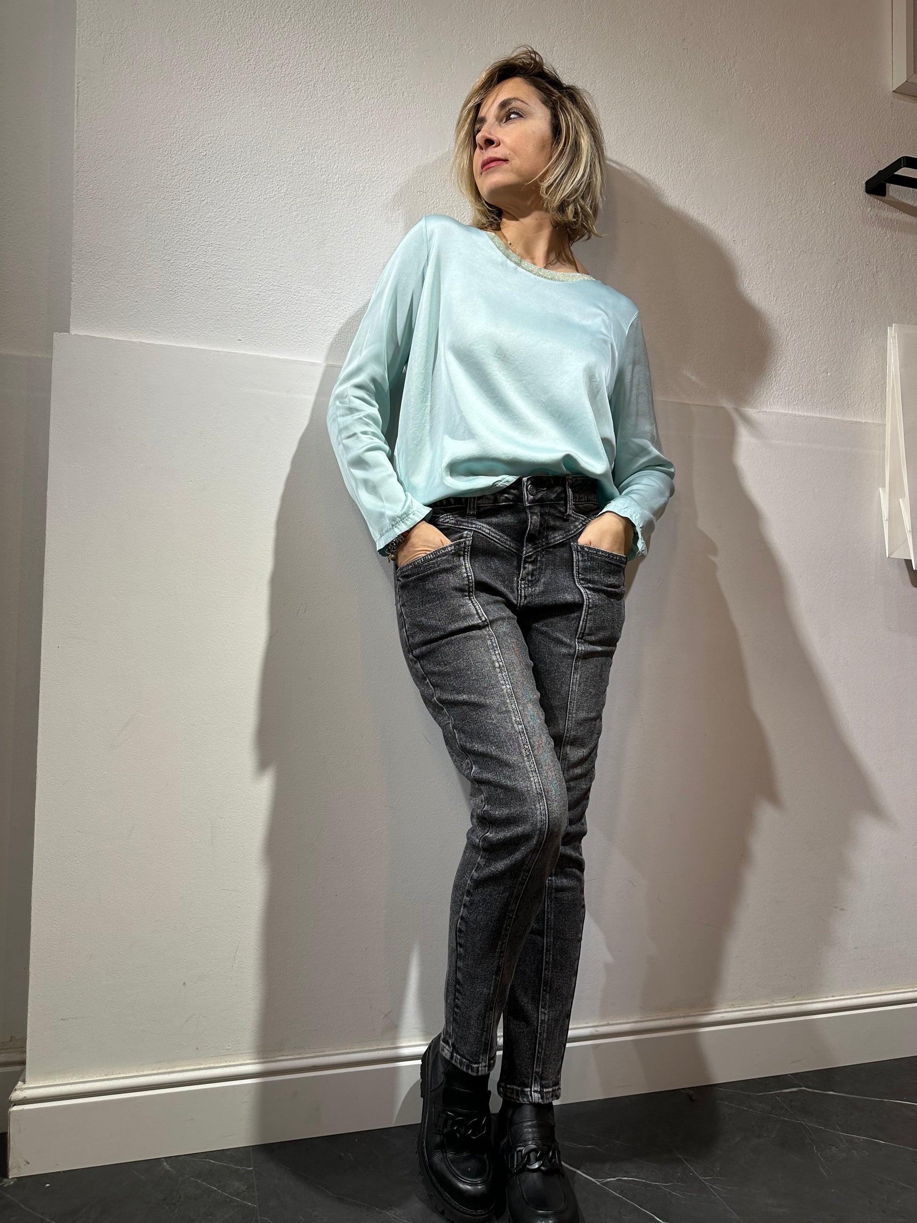 Jeans bikers grigi