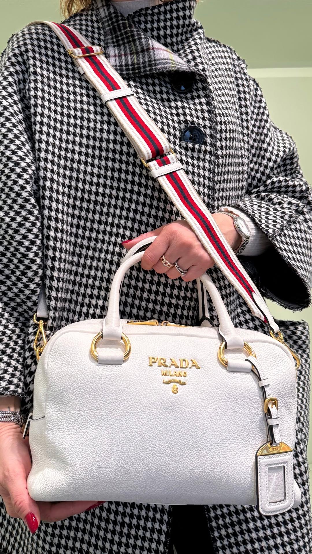 PRADA bauletto bianco con tracolla