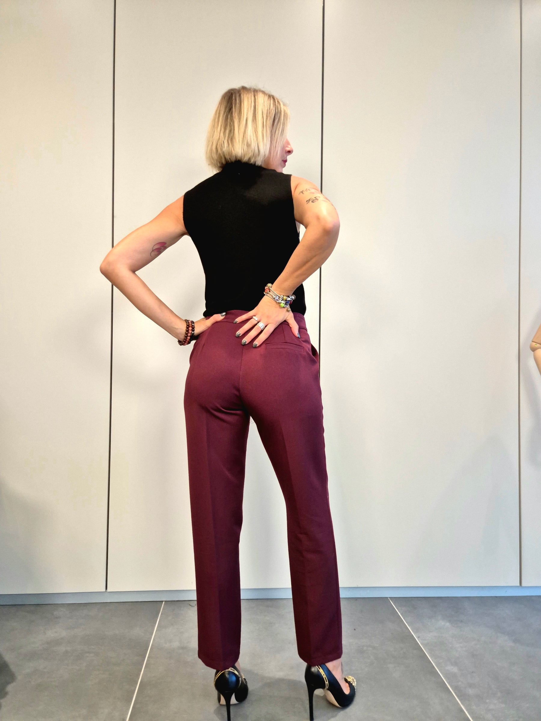 Pantaloni sigaretta bottone laterale
