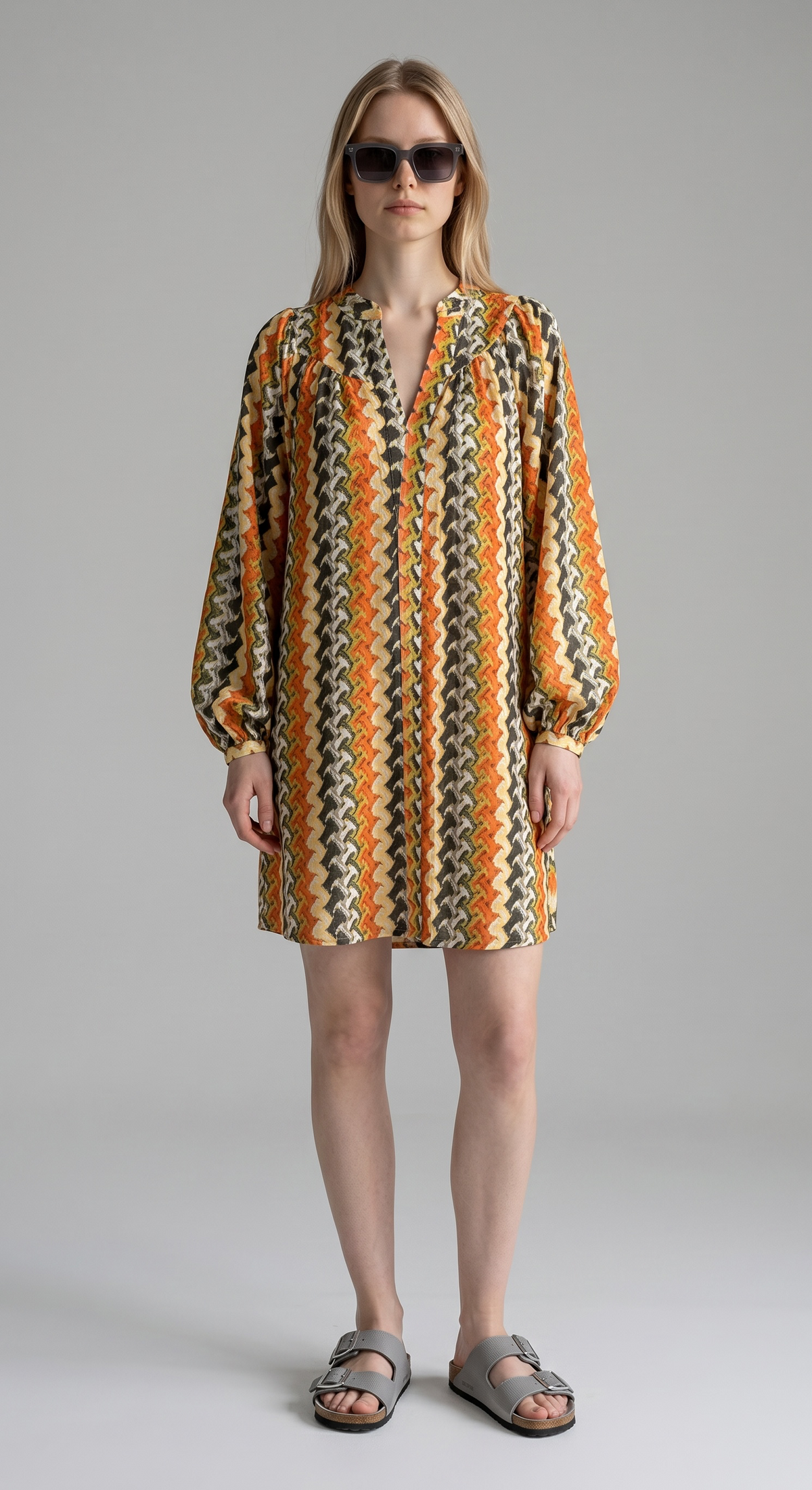 Maxi cardigan/mini abito zig zag