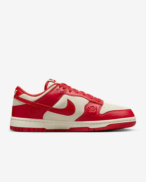 NIKE Rose rosse