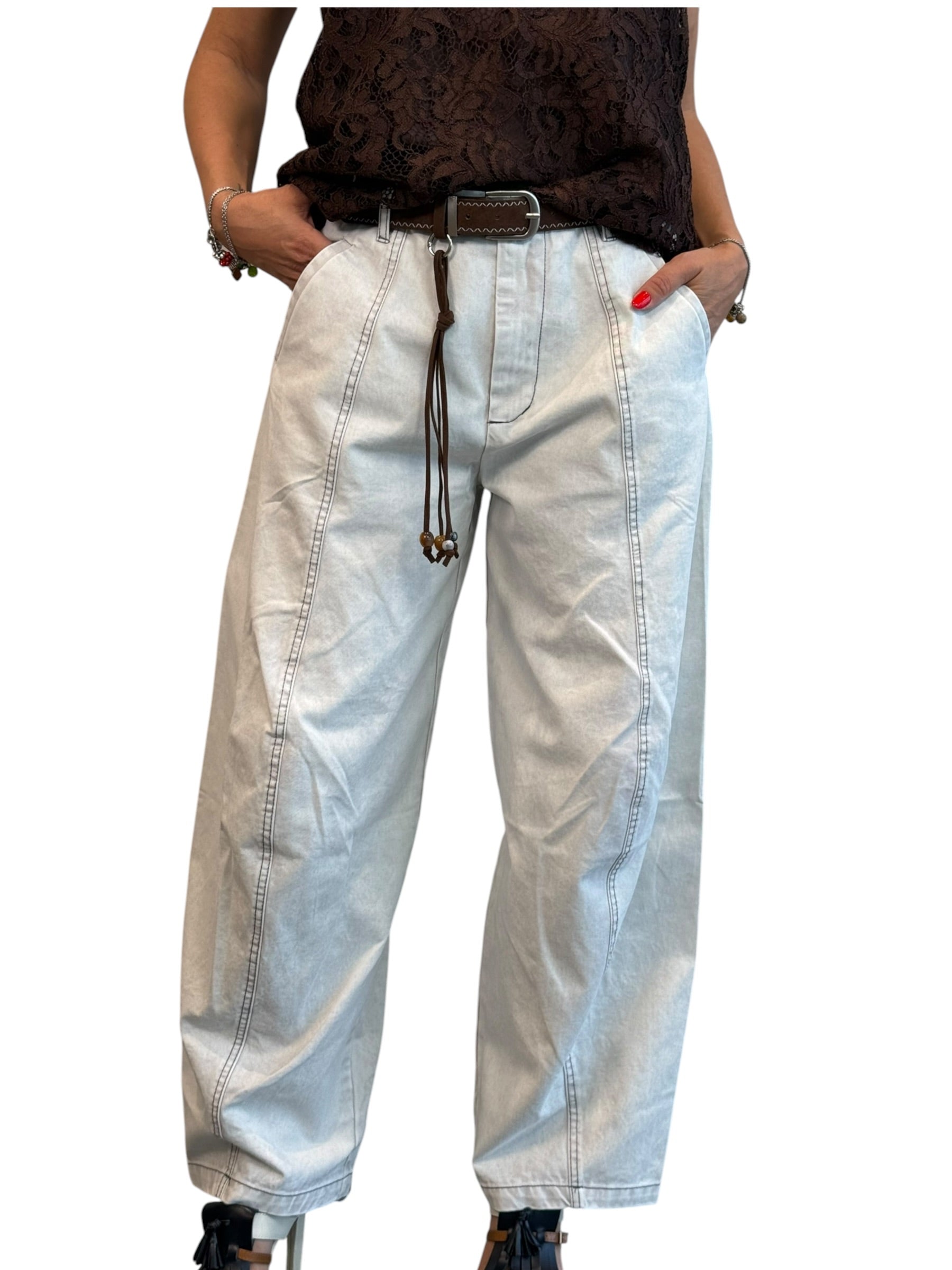 Jeans baloon con cintura inclusa