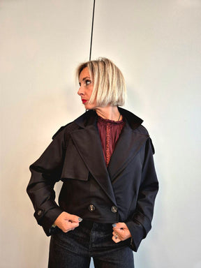 Trench crop vari colori