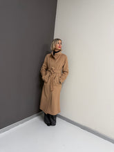LORO PIANA Cappotto cammello lungo con spacchi