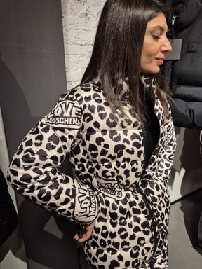 LOVE MOSCHINO Piumino maculato