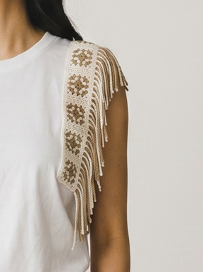 Canotta con dettaglio crochet e frangia