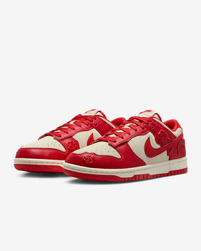 NIKE Rose rosse