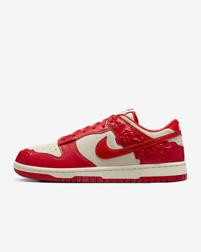 NIKE Rose rosse