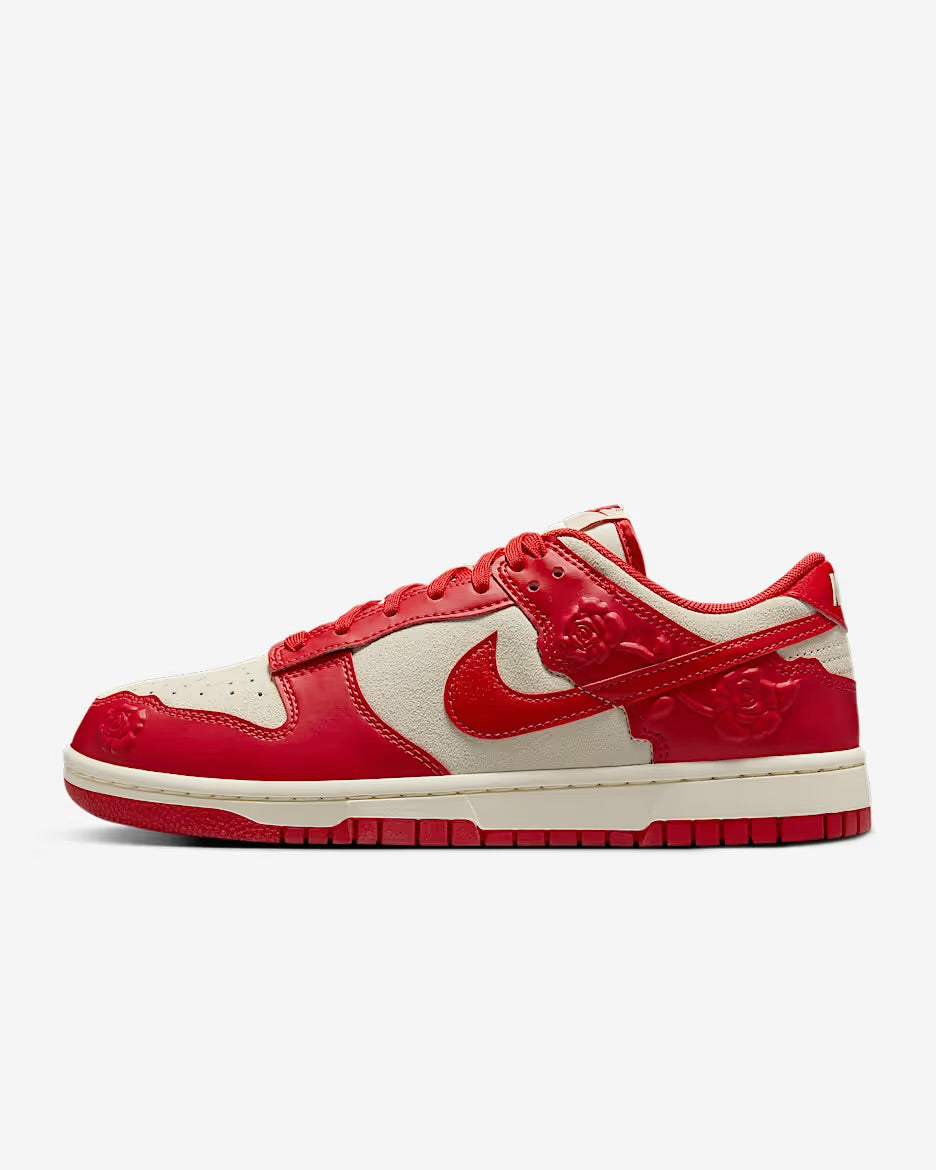 NIKE Rose rosse