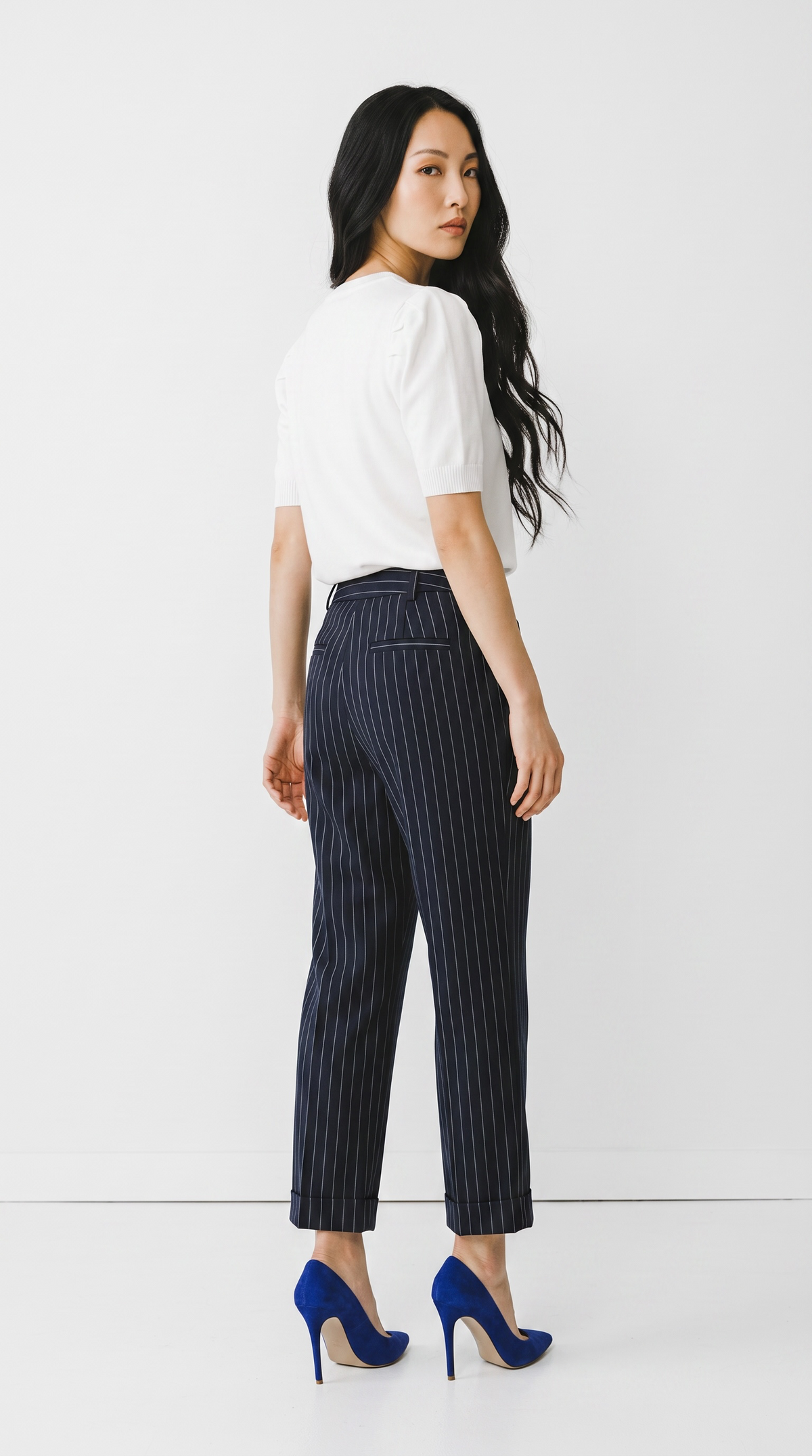 Pantalone crop blu dritto  gessato