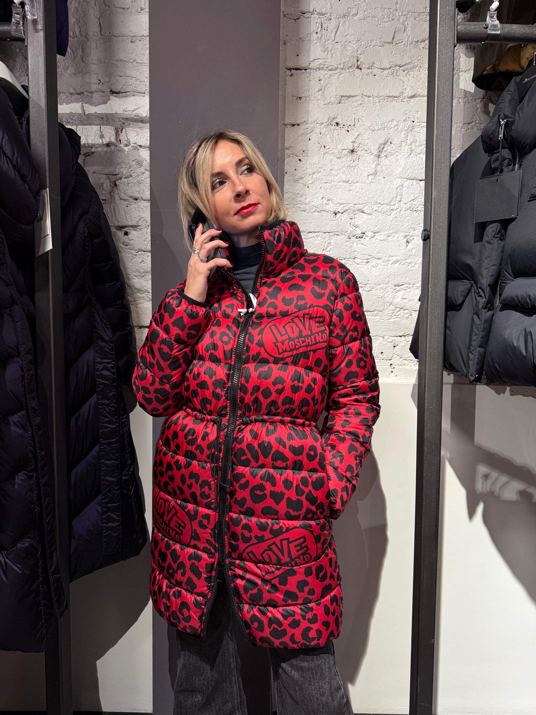 LOVE MOSCHINO Piumino maculato