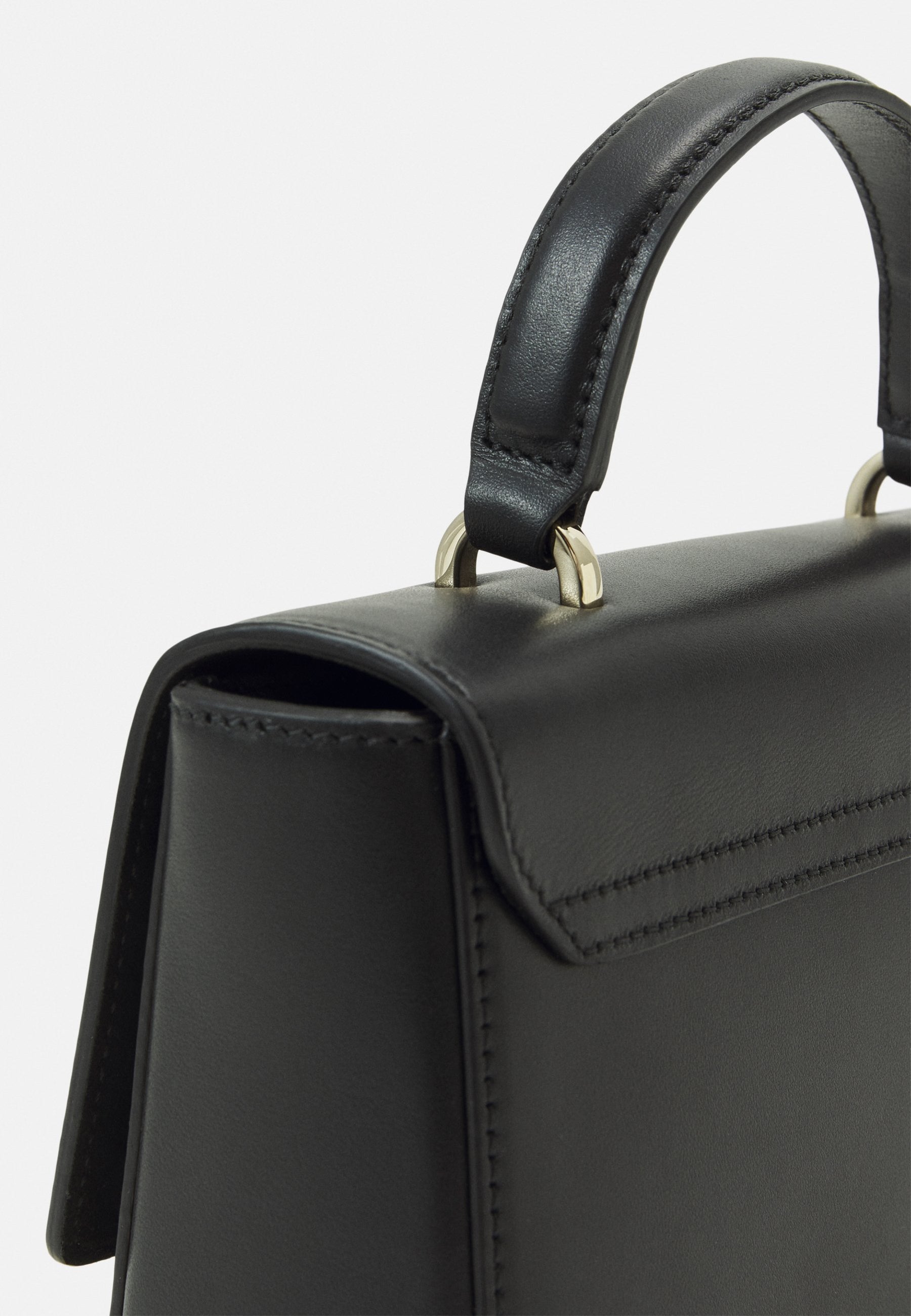 FURLA Metropolis nera con manico e tracolla