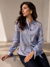 Camicia dusty blue ricami cognac