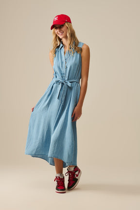 Abito camicia senza maniche in tessuto tencel blu