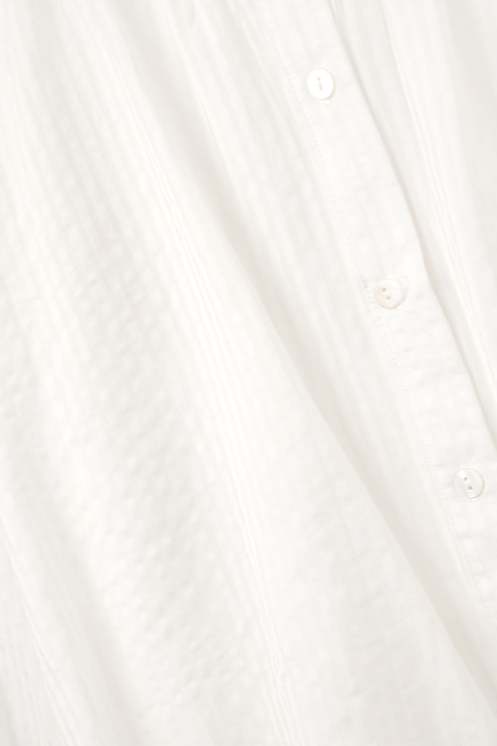 Blusa a righe con maniche a palloncino in bianco