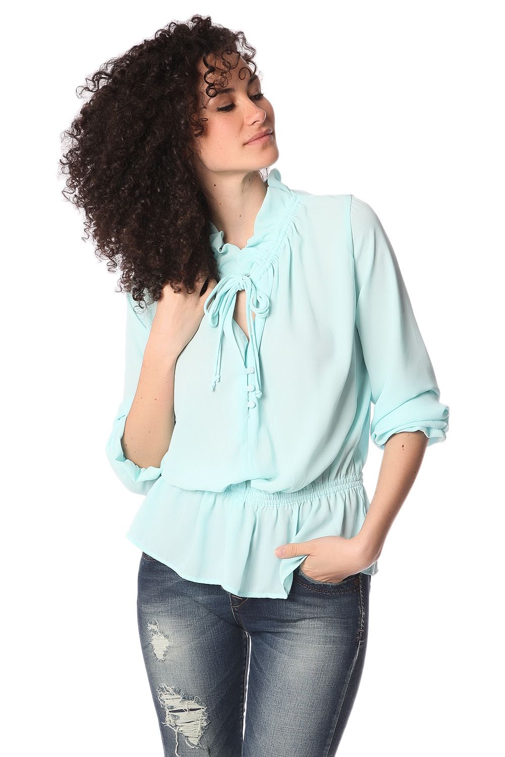 Q2 Blusa turchese con volant annodata al collo