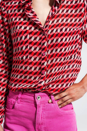 Camicia a maniche lunghe con rever e stampa geometrica