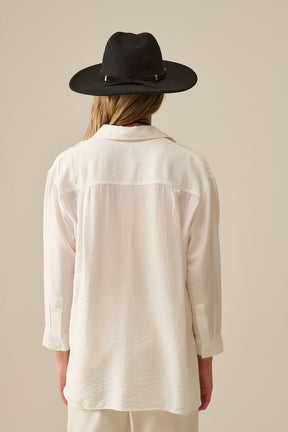 Camicia a maniche lunghe dal taglio rilassato in bianco