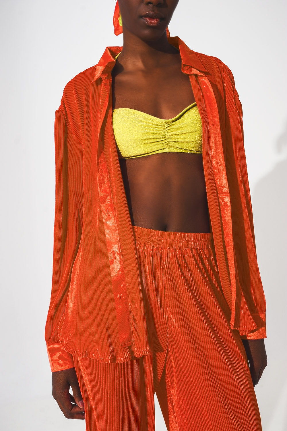 Camicia in raso plissé arancio
