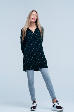 Camicia lunga verde con motivo d'argento